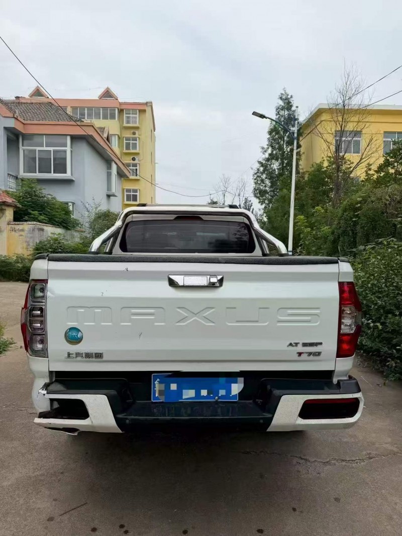 济宁21年大通T708