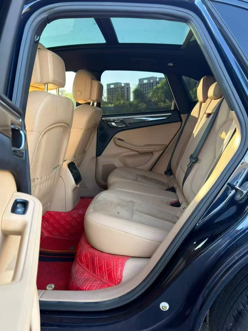 天津16年保時捷Macan6