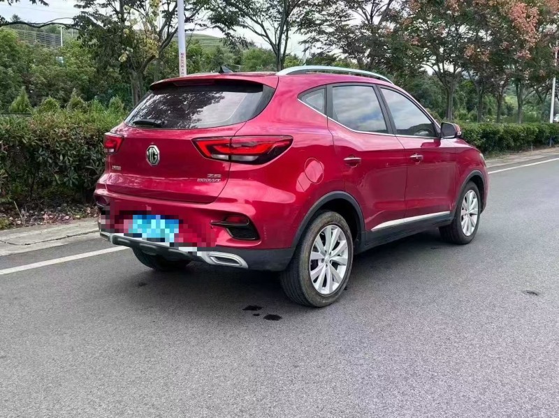 鄂州21年名爵ZS8