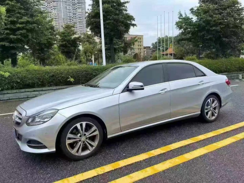 湛江14年奔驰E8