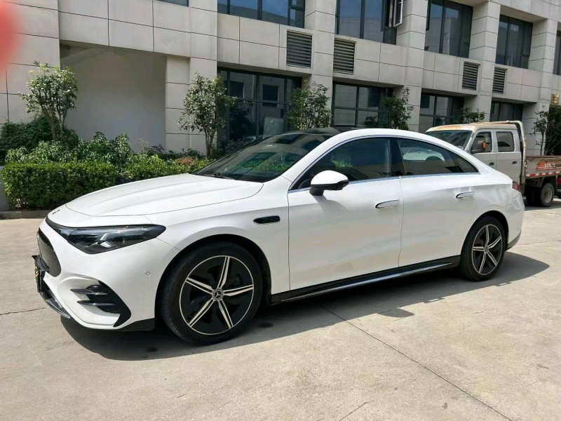 襄阳25年奔驰CLA3