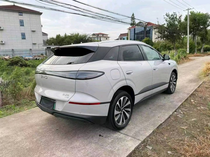 绍兴25年比亚迪海狮5