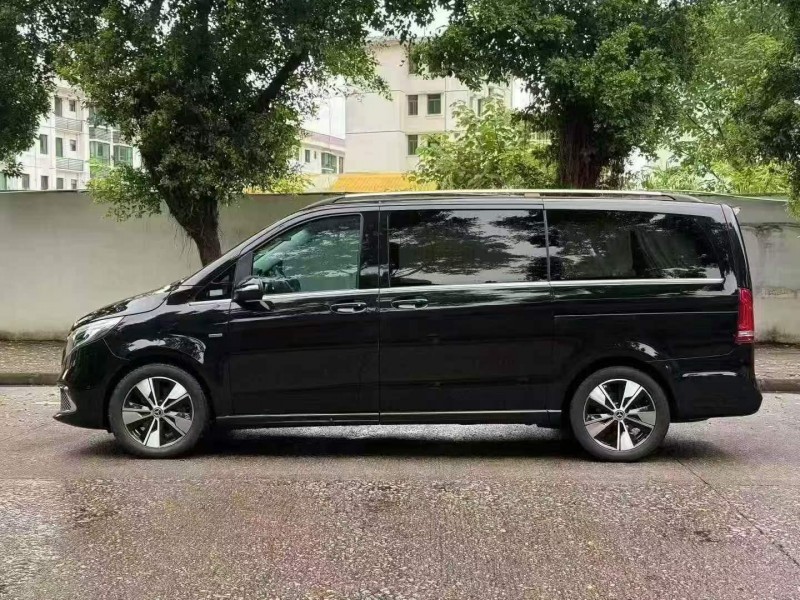 梧州21年奔驰V4