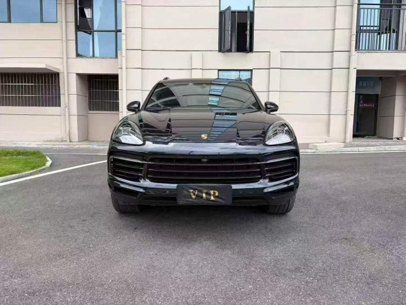 绍兴19年保时捷卡宴1