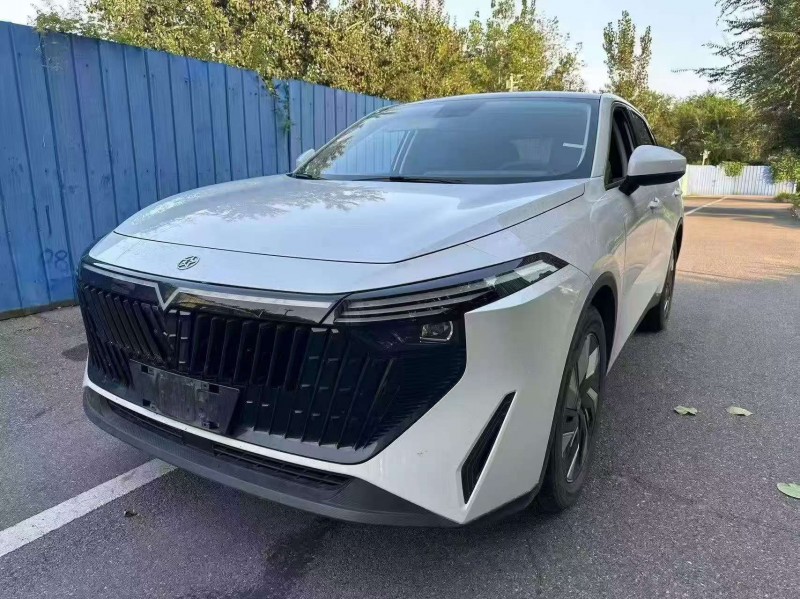 衡阳23年启辰大V3