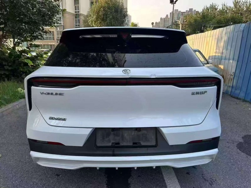 衡阳23年启辰大V8
