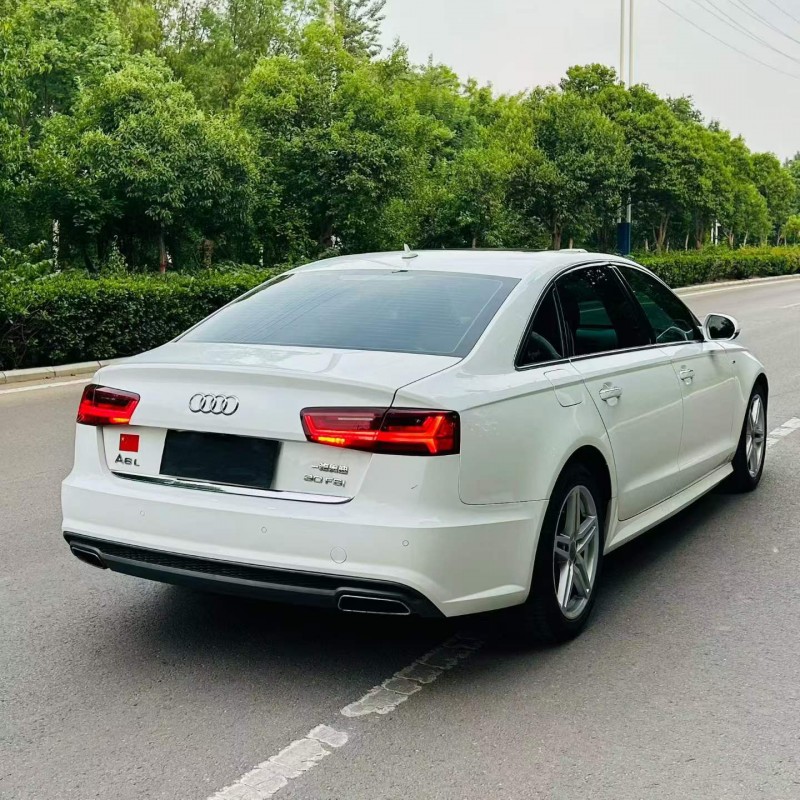 煙臺18年奧迪A6L9