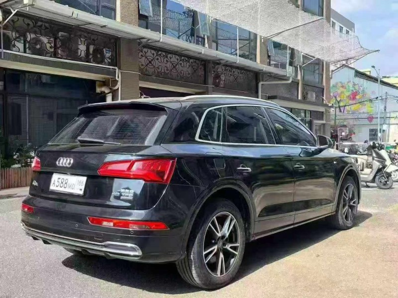 江門20年奧迪Q58