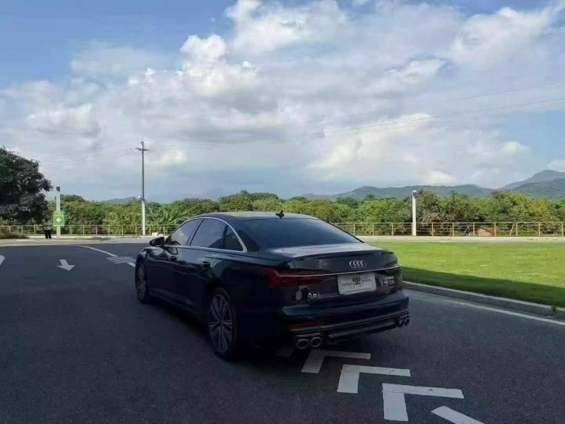 珠海22年奧迪A6L7