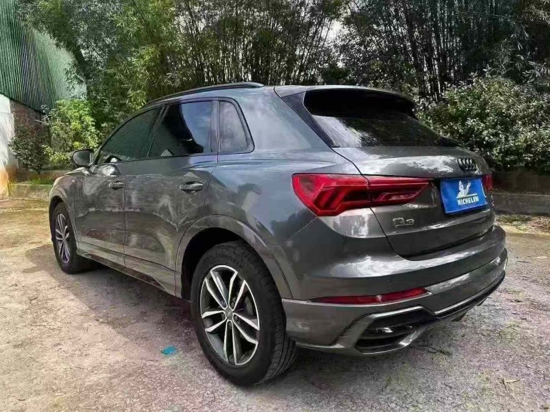珠海20年奧迪Q37