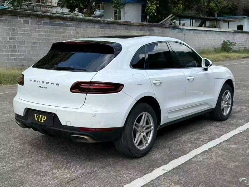南寧18年保時捷Macan5