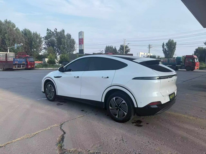 保定24年小鵬汽車G68