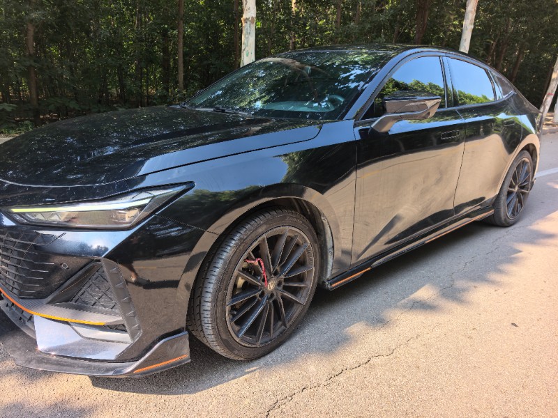 濮陽23年長安汽車UNI3