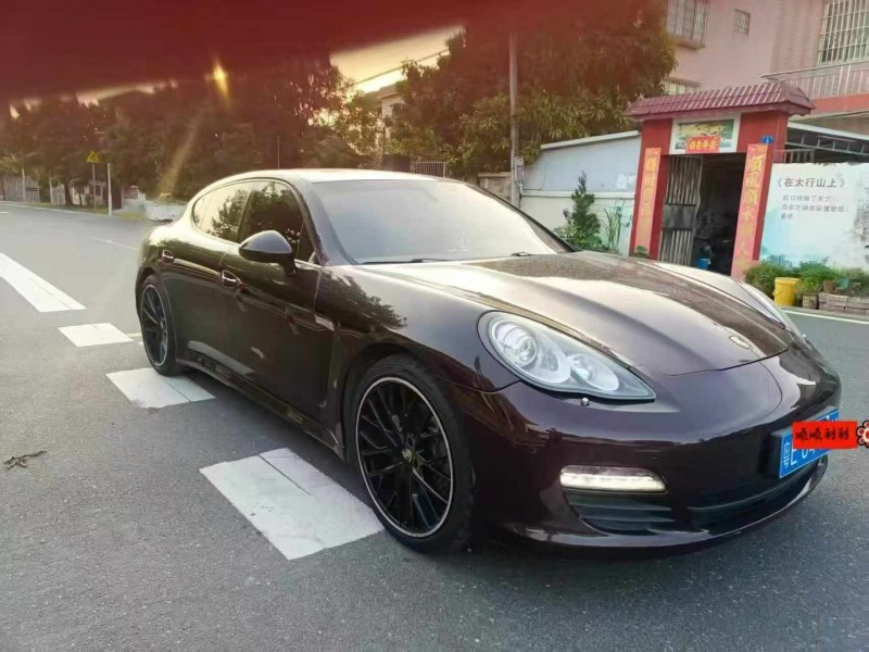 珠海12年保時捷帕拉梅拉3