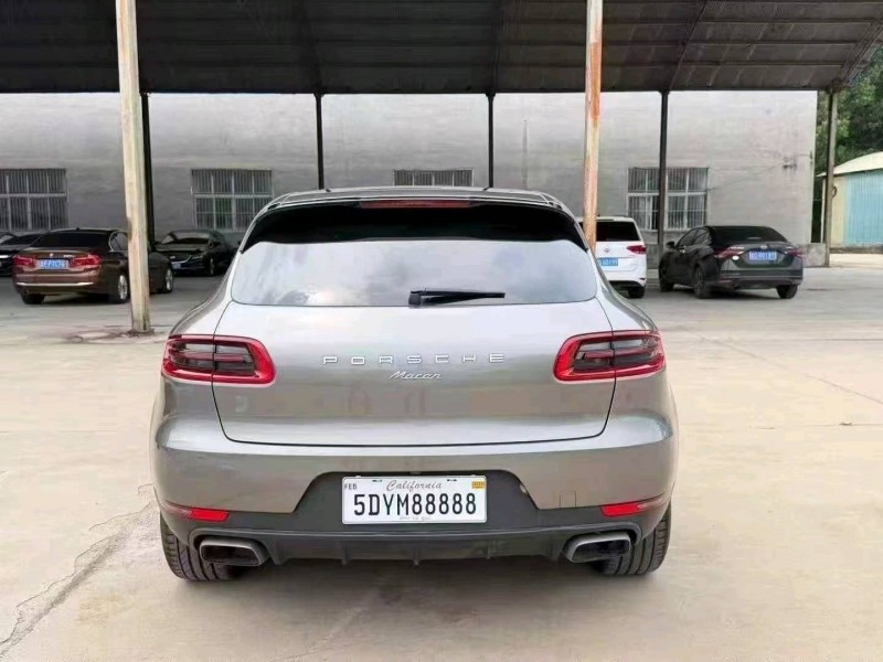 聊城17年保时捷Macan4