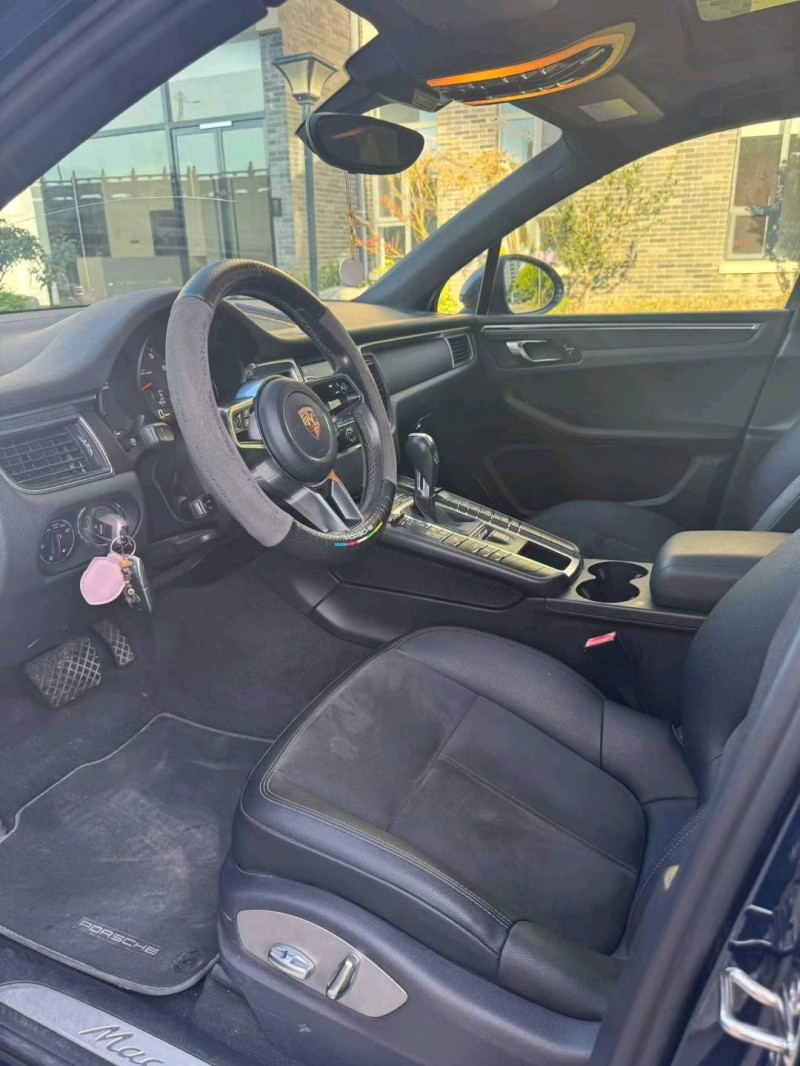 济宁16年保时捷Macan5