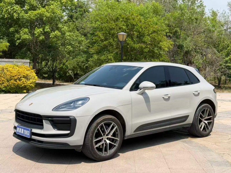 青岛22年保时捷Macan3