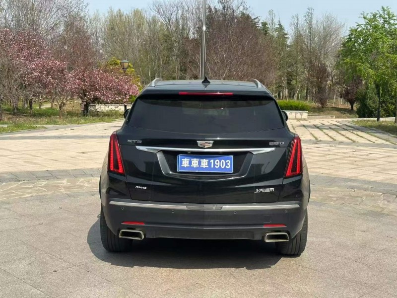 青岛20年奥迪Q59