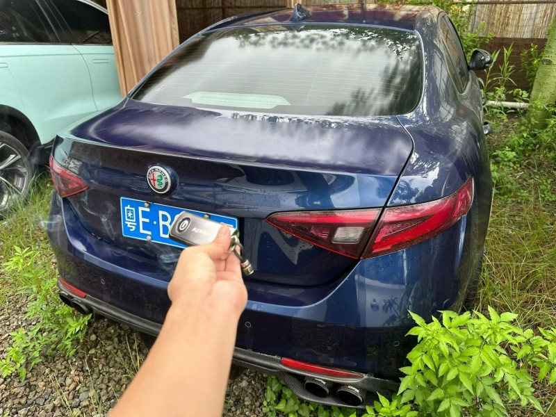 广州18年阿尔法·罗密欧Giulia6