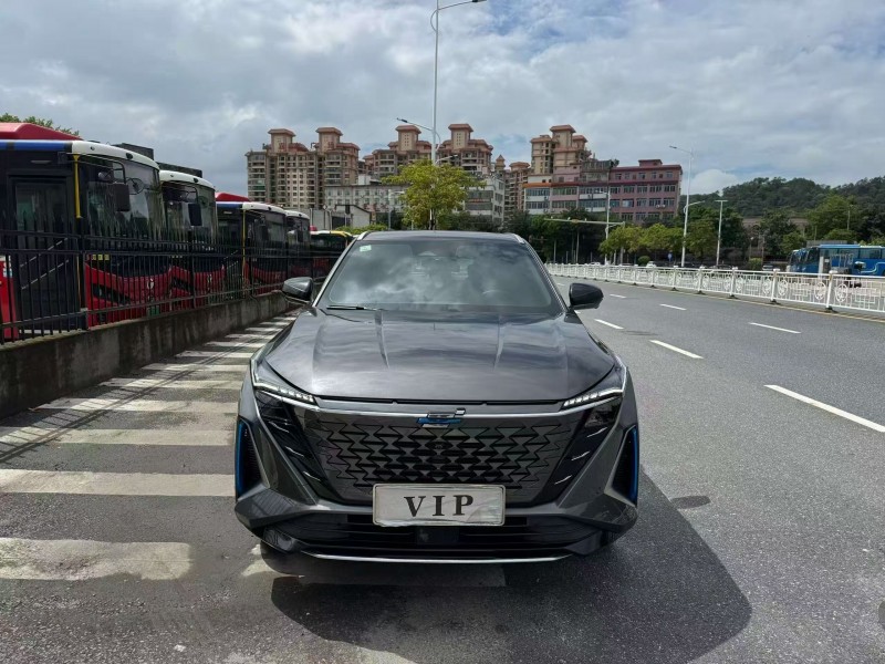 汕頭24年長安汽車歐尚1