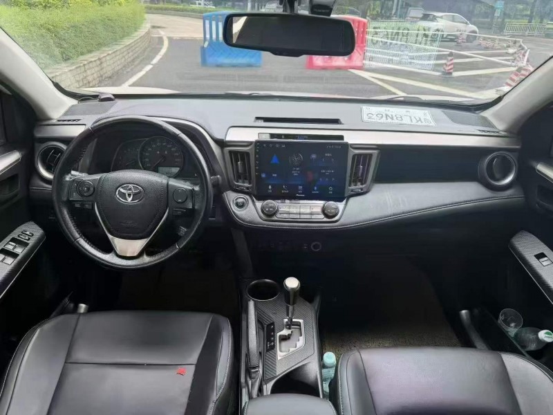 深圳15年丰田RAV4荣放5