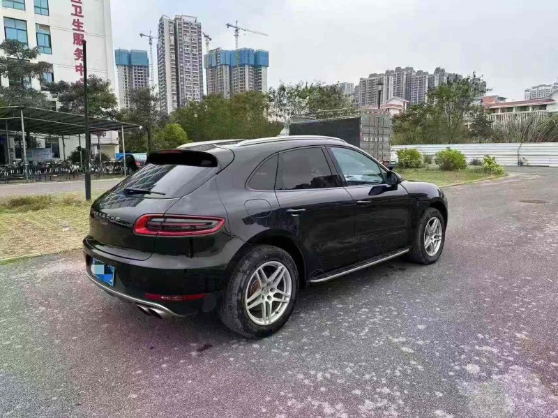 南宁16年保时捷Macan7