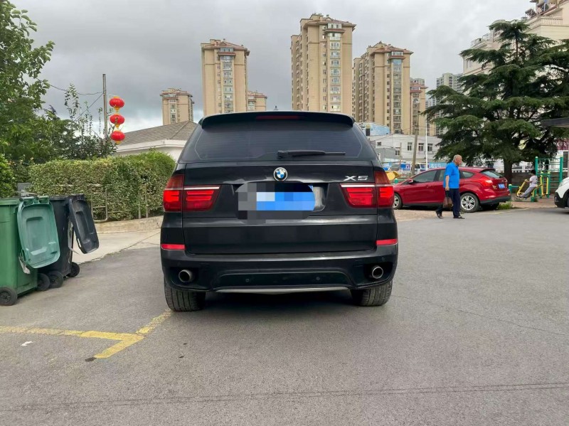 济南13年宝马X59
