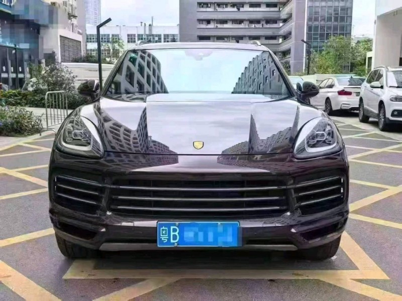 廣州19年保時捷卡宴1