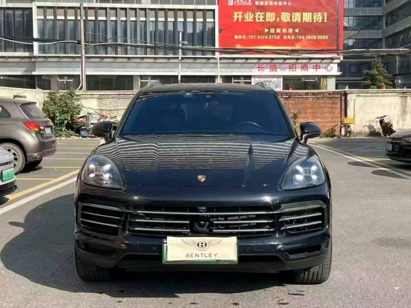 廣州19年保時捷卡宴1