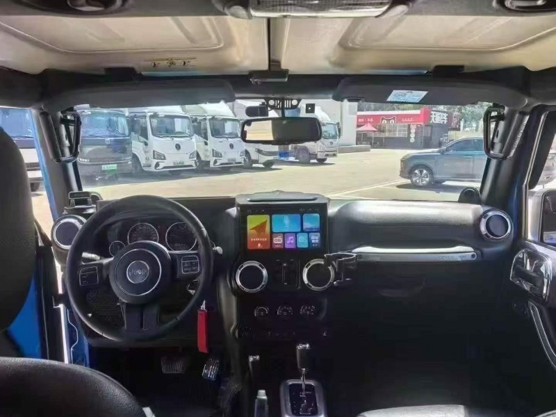 淄博15年Jeep牧馬人6