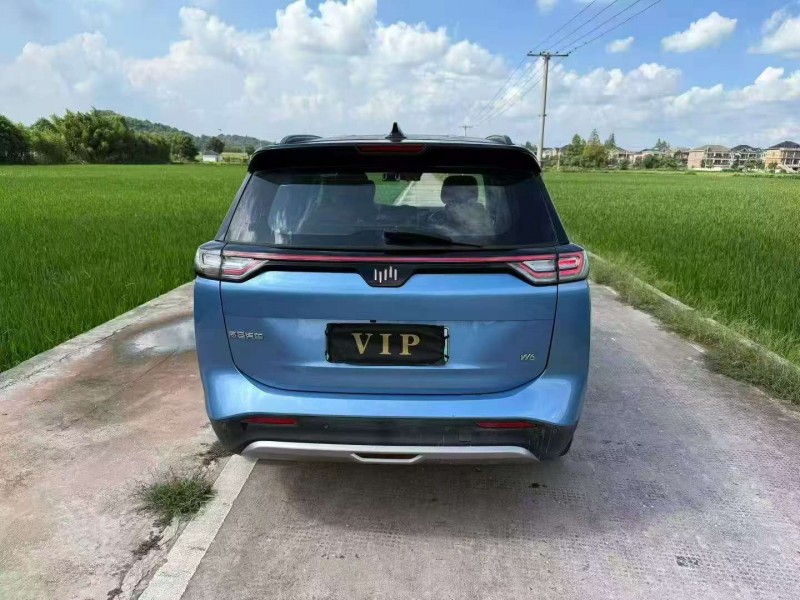 嘉興22年威馬汽車W68