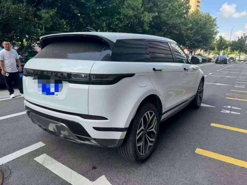蚌埠21年路虎极光7