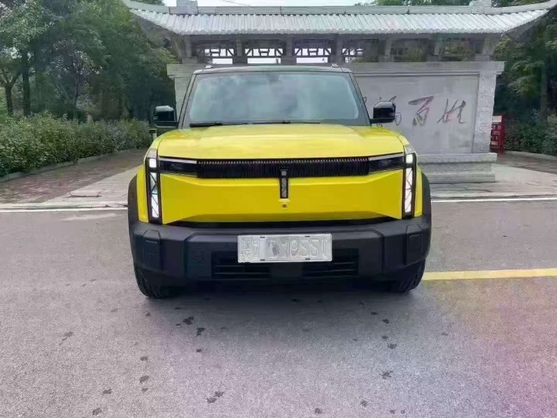 青島26年奇瑞ICAR1