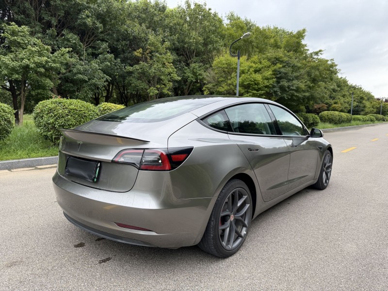 盐城23年特斯拉MODEL 35