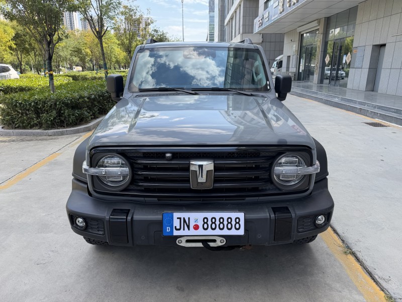 濟寧23年長城汽車坦克1