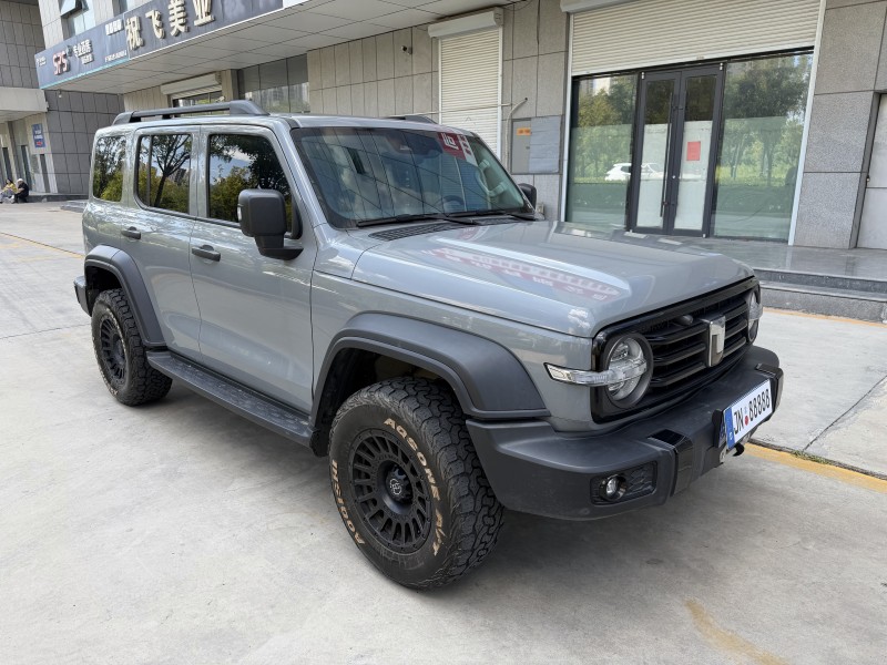 濟寧23年長城汽車坦克2