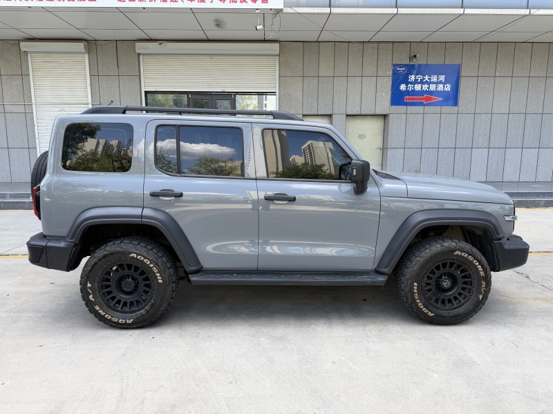 濟寧23年長城汽車坦克4