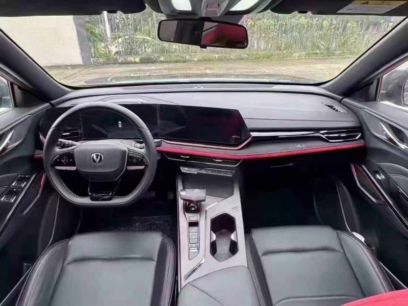 汕頭25年長安汽車歐尚6