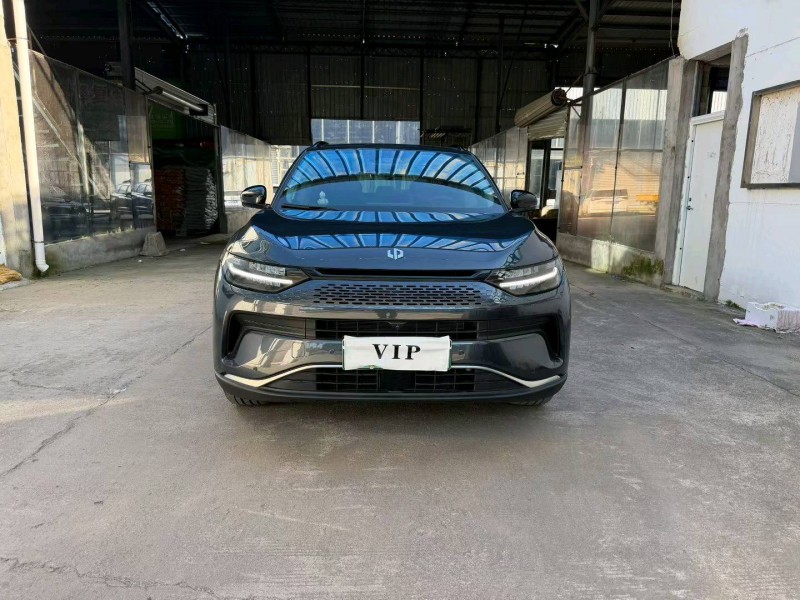 徐州25年零跑汽車C111