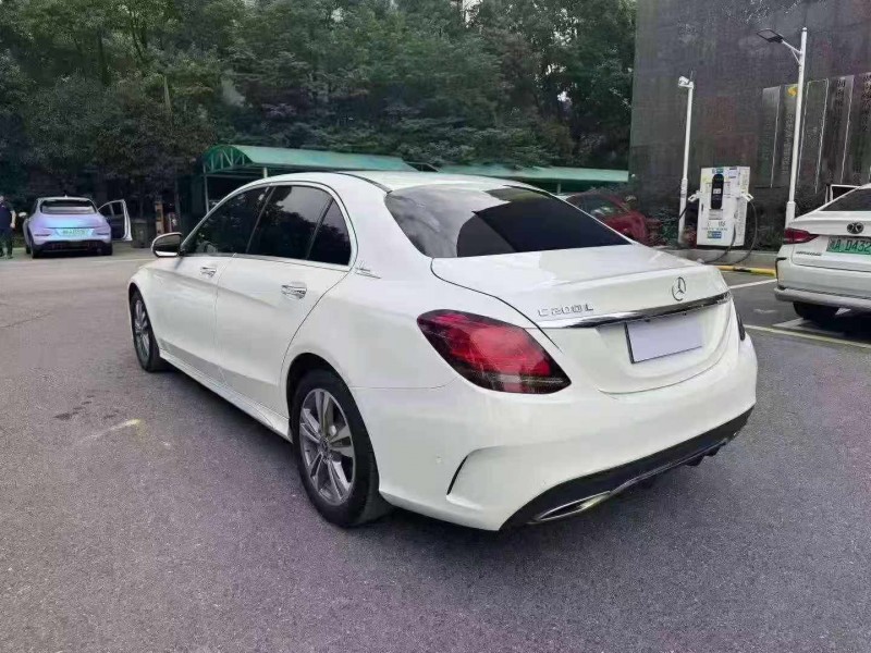 衡阳19年奔驰C8