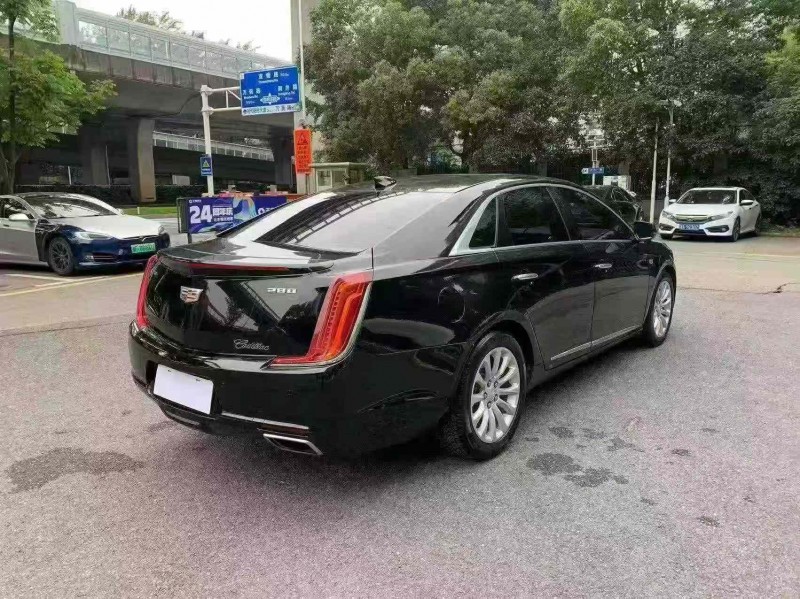 邵阳19年凯迪拉克XTS8
