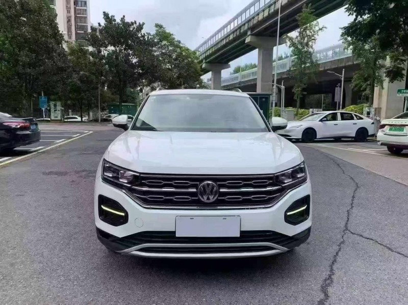 湘潭19年大眾探岳1