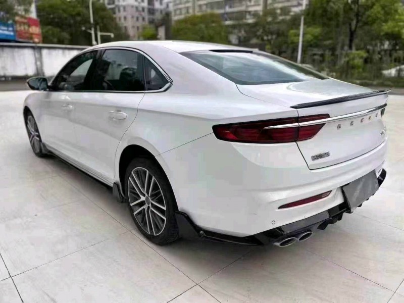 汕頭25年吉利星瑞7