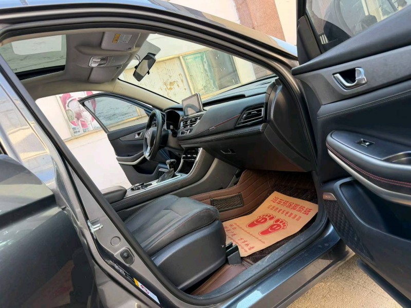 徐州22年長安汽車CS756