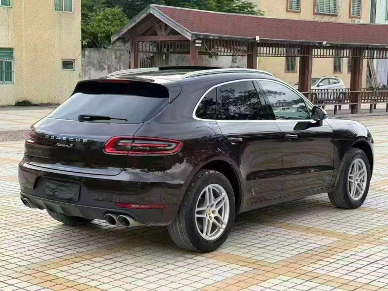 珠海17年保時捷Macan8