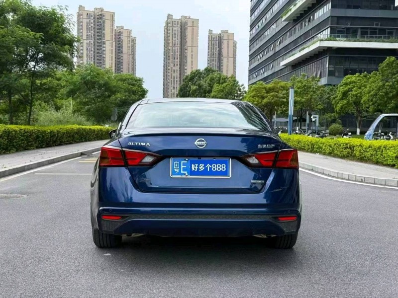 東莞22年日產天籟4