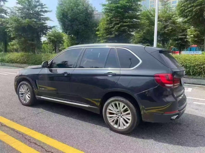 佛山17年宝马X55
