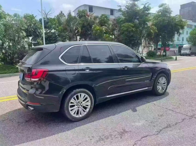 佛山17年宝马X59
