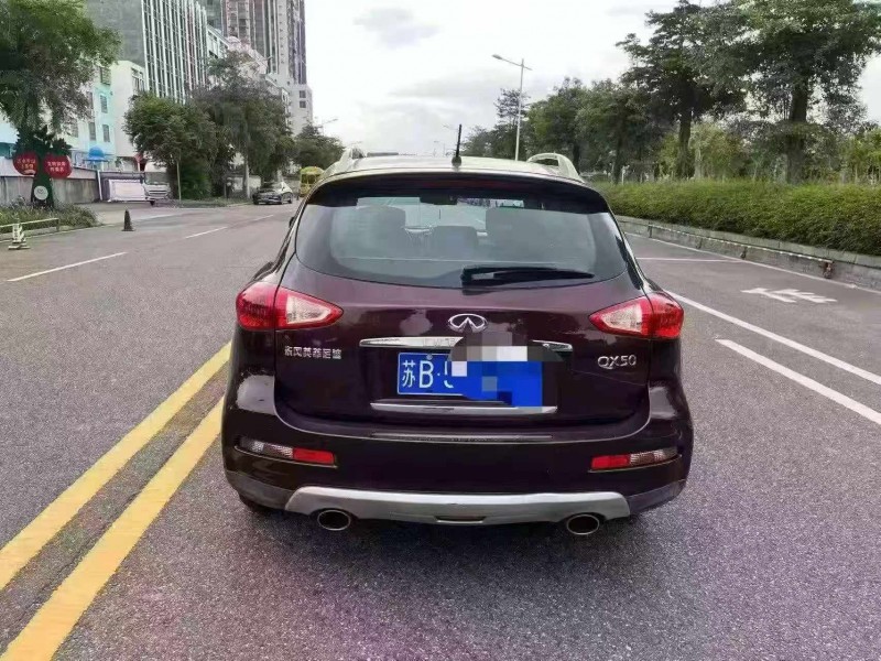 珠海16年英菲尼迪QX509