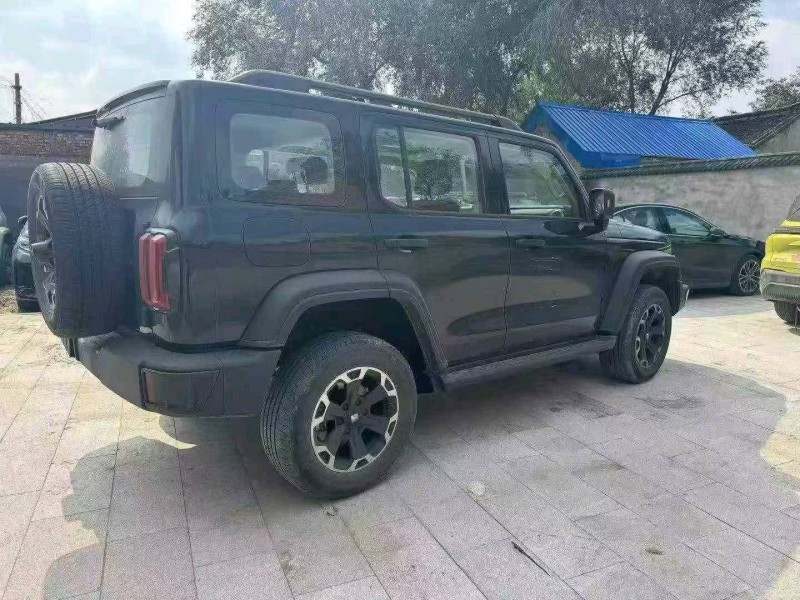 新鄉25年長城汽車坦克4